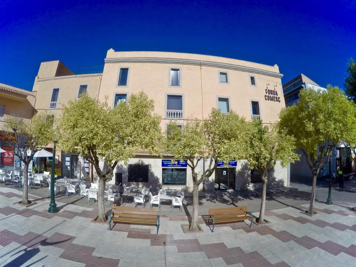Fonda Comerc Estudio Doble Torroella de Montgrí Buitenkant foto